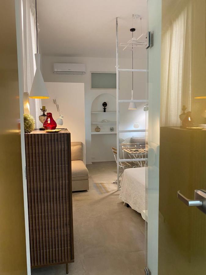 Il Giardino D'Ulisse Bed & Breakfast Reggio Calabria Exterior photo